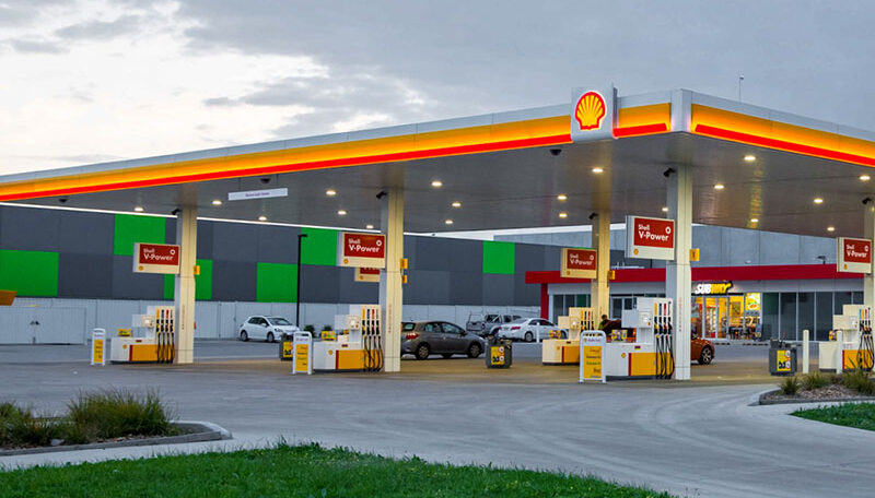 LAB3 client story featuring Viva Energy and revolutionary edge computing solutions, using Azure Local and Microsoft Fabric.